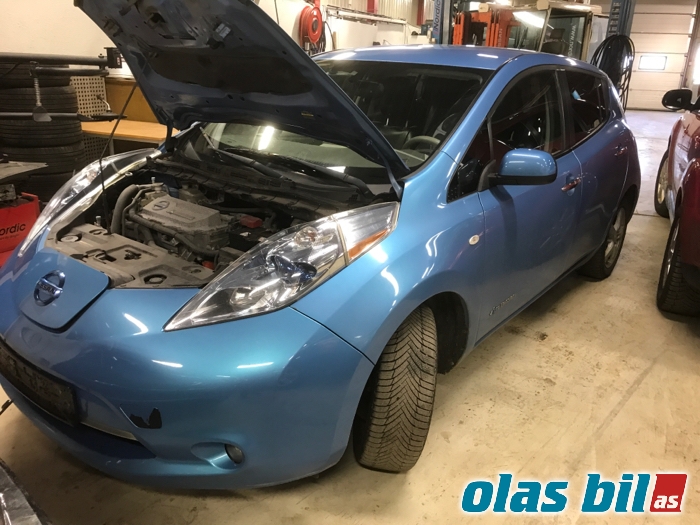 Nissan Leaf 2011-2017 (Type I) , Motorkode: EM61, Girkassekode: