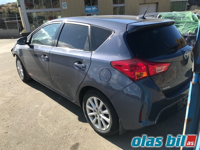 Toyota Auris 2013-2015 (Type II, Fase 1) , Motorkode: 1NR-FE, Girkassekode: