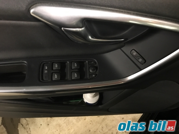 Volvo V60 2010-2013 (Type I, Fase 1) , Motorkode: D4162T, Girkassekode: 