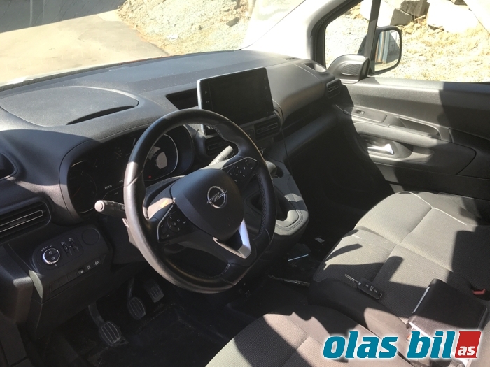 Opel Combo E 2019-->> , Motorkode: D15DTH, Girkassekode: 