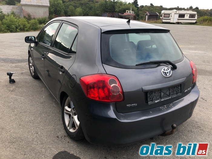 Toyota Auris 2010-2012 (Type I, Fase 2) , Motorkode: 1NR-FE, Girkassekode: