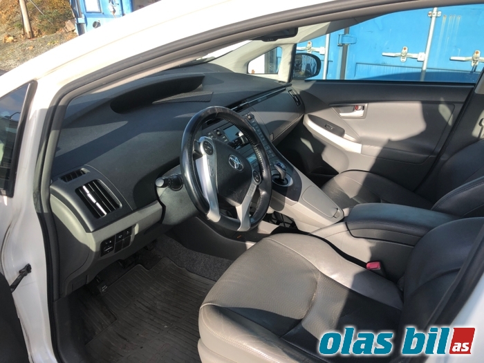 Toyota Prius 2009-2016 (Type III) (COMBI) (COMBI), Motorkode: 2ZR-FXE, Girkassekode: 