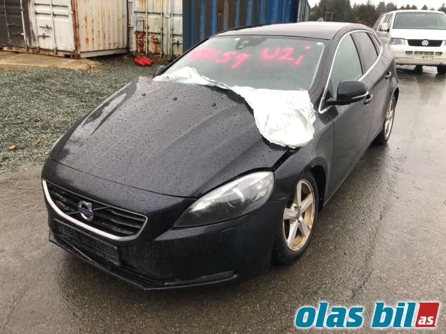 Volvo V40 2012-2019 , Motorkode: D4162T, Girkassekode:
