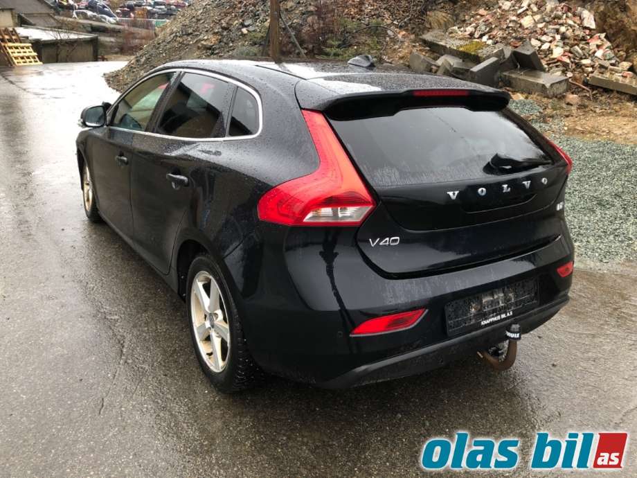 Volvo V40 2012-2019 , Motorkode: D4162T, Girkassekode: