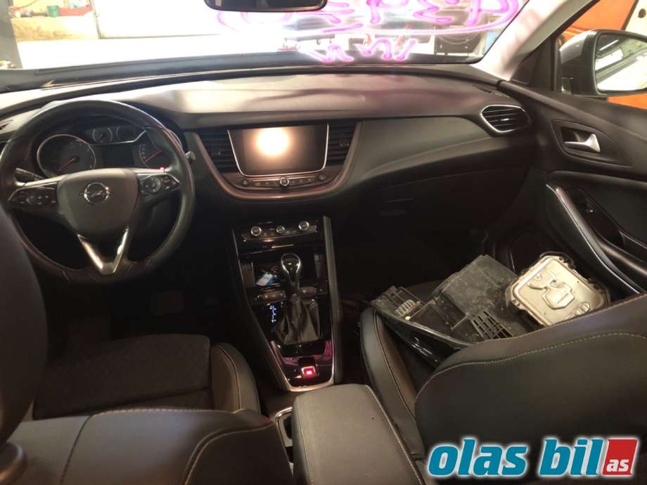 Opel Grandland X 2017-->> , Motorkode: B12XHT, Girkassekode: 