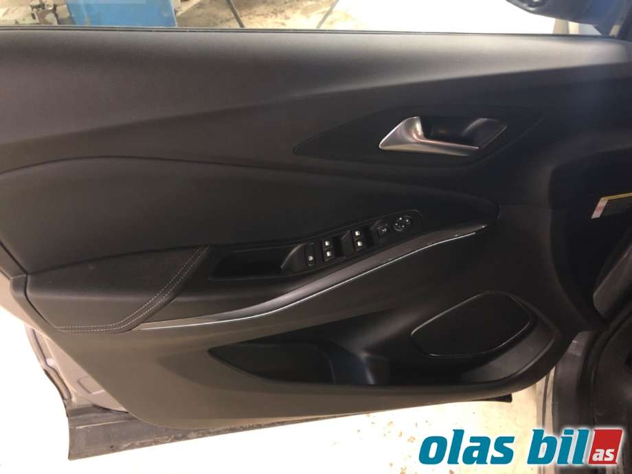 Opel Grandland X 2017-->> , Motorkode: B12XHT, Girkassekode: 