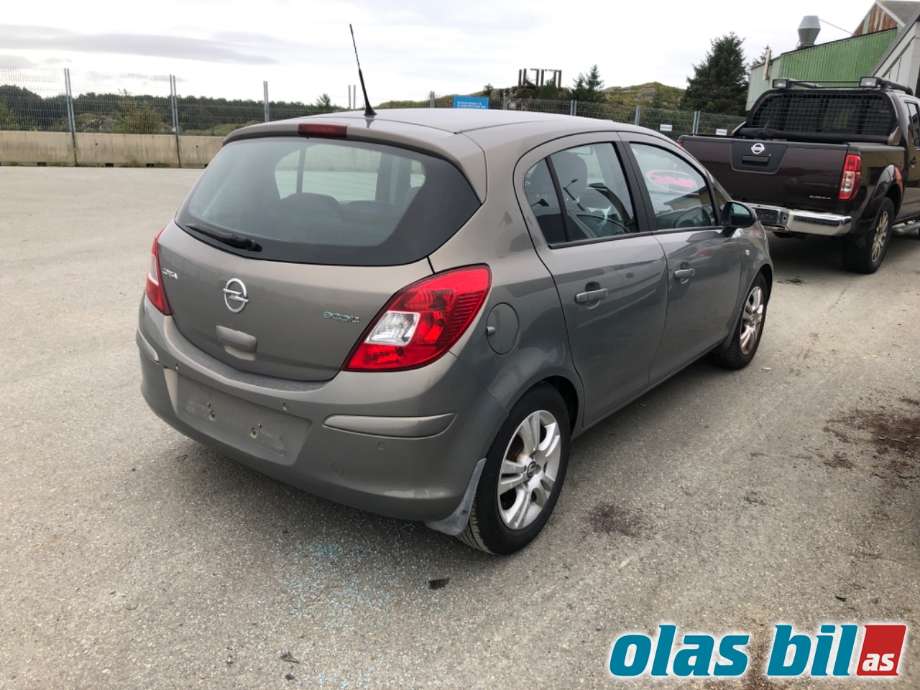 Opel Corsa D 2006-2014 , Motorkode: A13DTE, Girkassekode: 