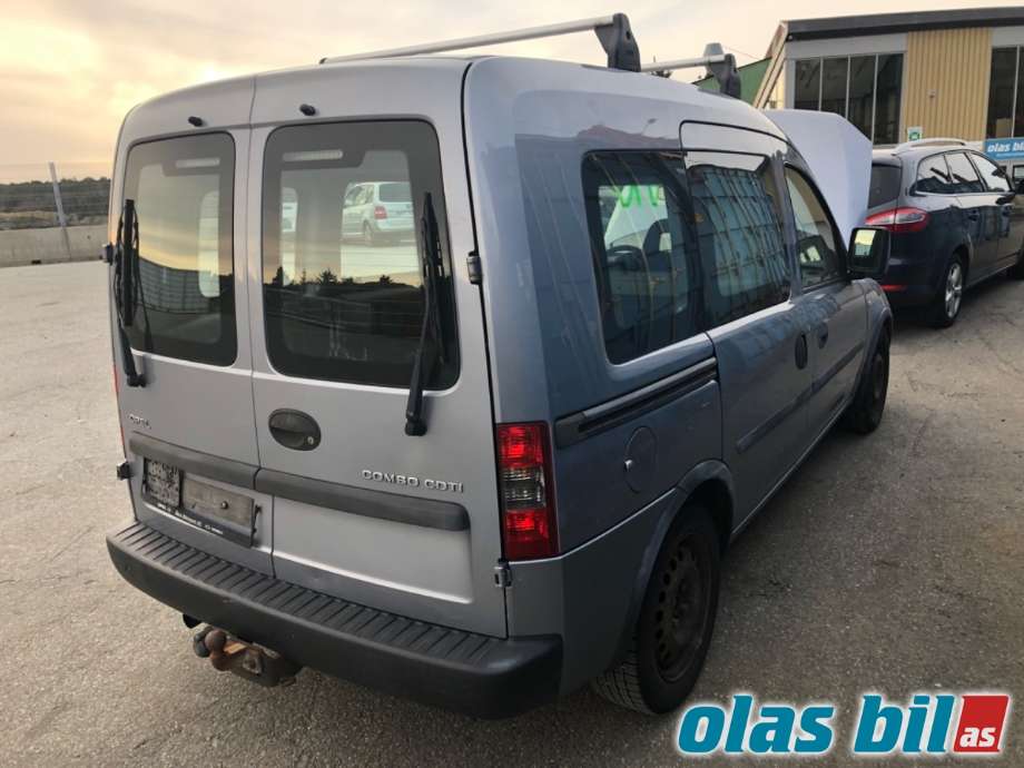 Opel Combo C 2002-2011 , Motorkode: Z13DTJ, Girkassekode: 