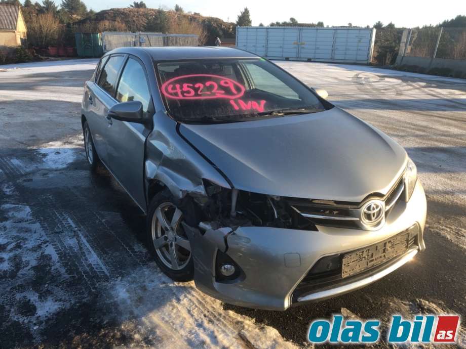 Toyota Auris 2013-2015 (Type II, Fase 1) , Motorkode: 1ND-TV, Girkassekode: