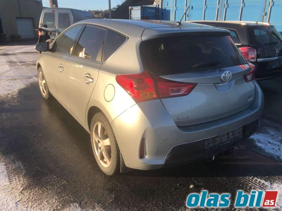 Toyota Auris 2013-2015 (Type II, Fase 1) , Motorkode: 1ND-TV, Girkassekode: