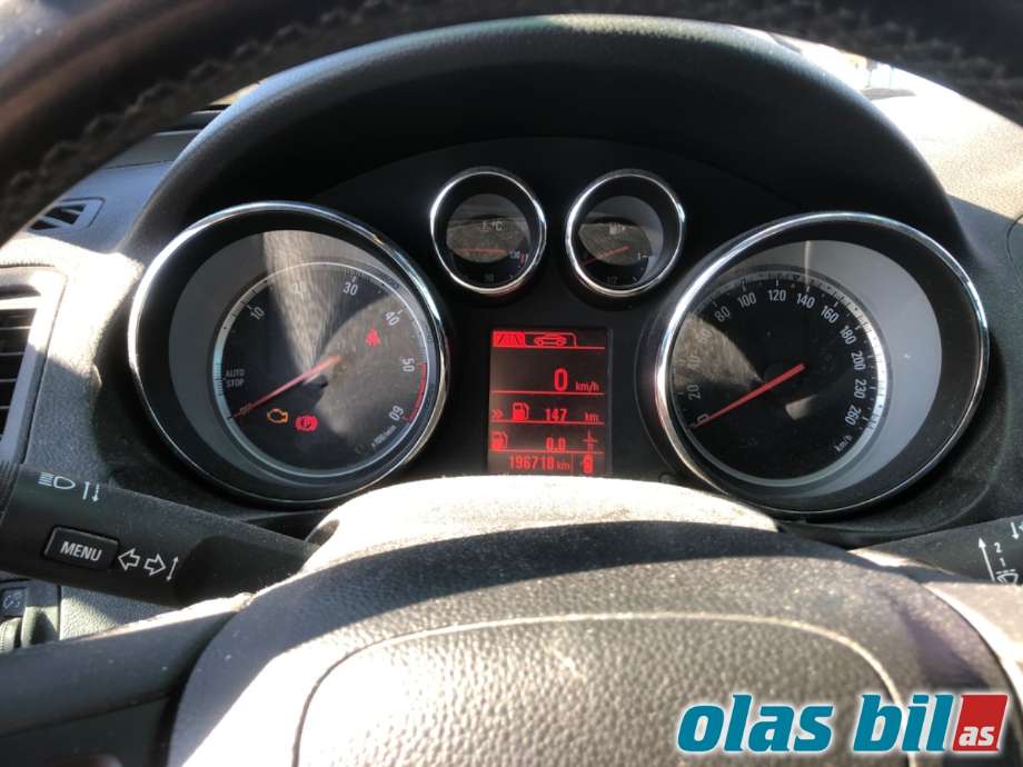 Opel Insignia A 2009-2014 , Motorkode: A20DTL, Girkassekode: 