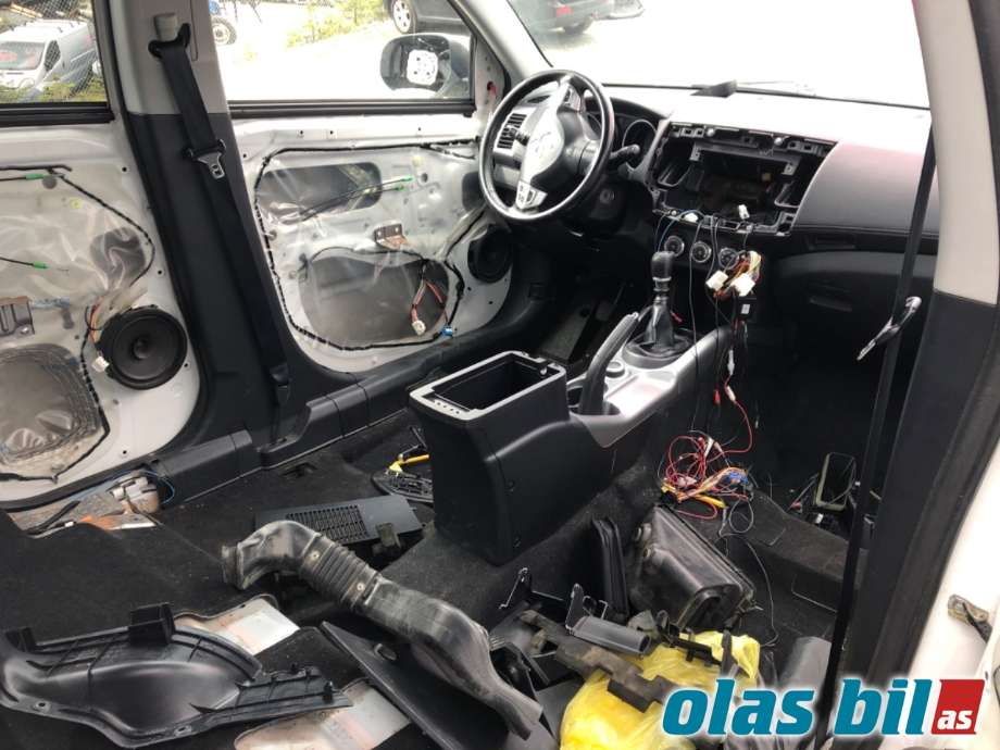 Mitsubishi Outlander 2010-2012 (Type II, Fase 2) , Motorkode: 4N14, Girkassekode: 