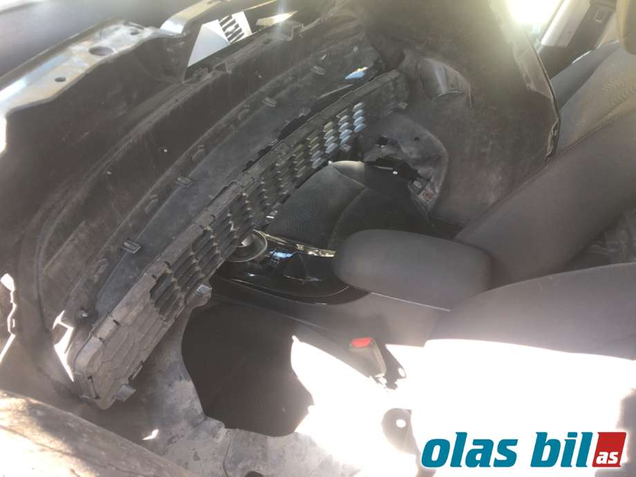 Nissan Leaf 2011-2017 (Type I) , Motorkode: EM61, Girkassekode: 