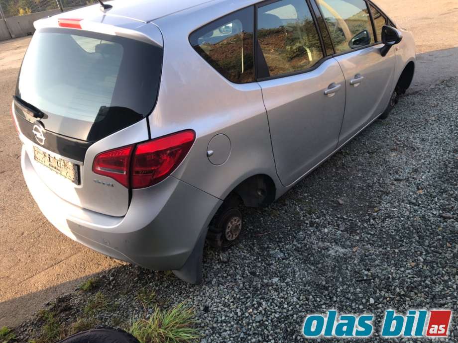 Opel Meriva B 2010-2017 , Motorkode: A13DTE, Girkassekode: