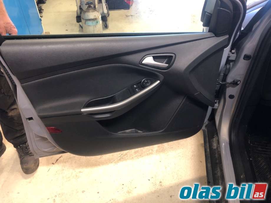 Ford Focus 2011-2014 (Type III, Fase 1) , Motorkode: M1DA, Girkassekode: 