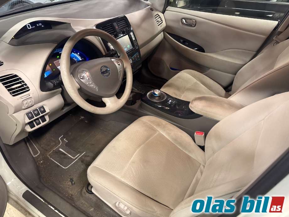 Nissan Leaf 2011-2017 (Type I) , Motorkode: EM61, Girkassekode: