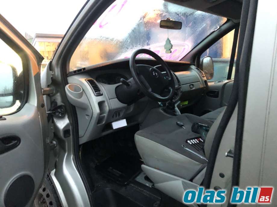 Opel Vivaro A 2006-2014 , Motorkode: M9R-780, Girkassekode: 