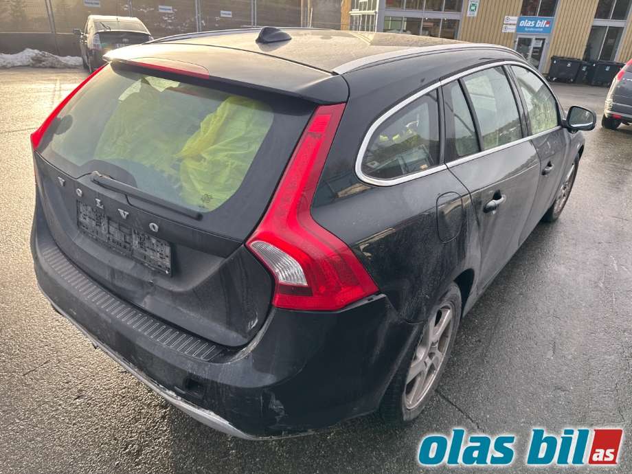 Volvo V60 2010-2013 (Type I, Fase 1) , Motorkode: D4162T, Girkassekode: 