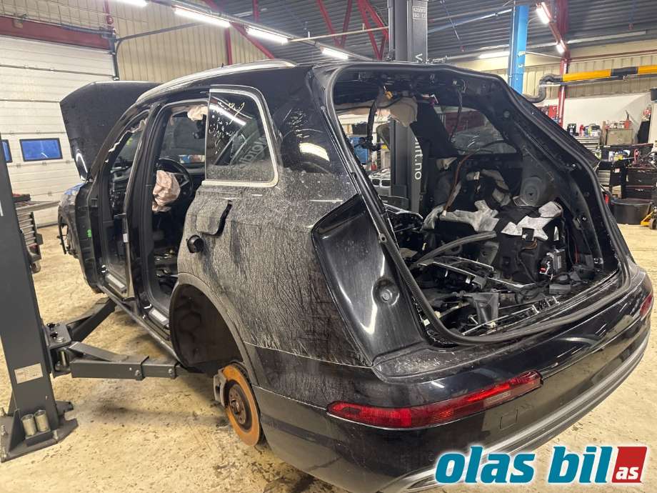 Audi Q7 2015-->> (Type II) , Motorkode: CVZA, Girkassekode: 