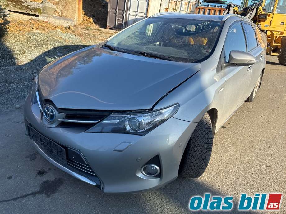 Toyota Auris 2013-2015 (Type II, Fase 1) , Motorkode: 2ZR-FXE, Girkassekode: