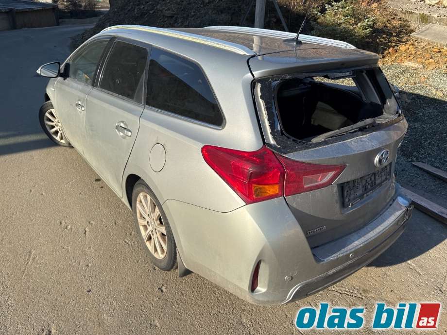 Toyota Auris 2013-2015 (Type II, Fase 1) , Motorkode: 2ZR-FXE, Girkassekode:
