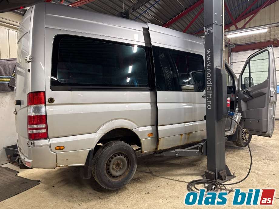 Mercedes Sprinter 2006-2013 (Fase 1) (906) (906), Motorkode: OM642.992, Girkassekode: 