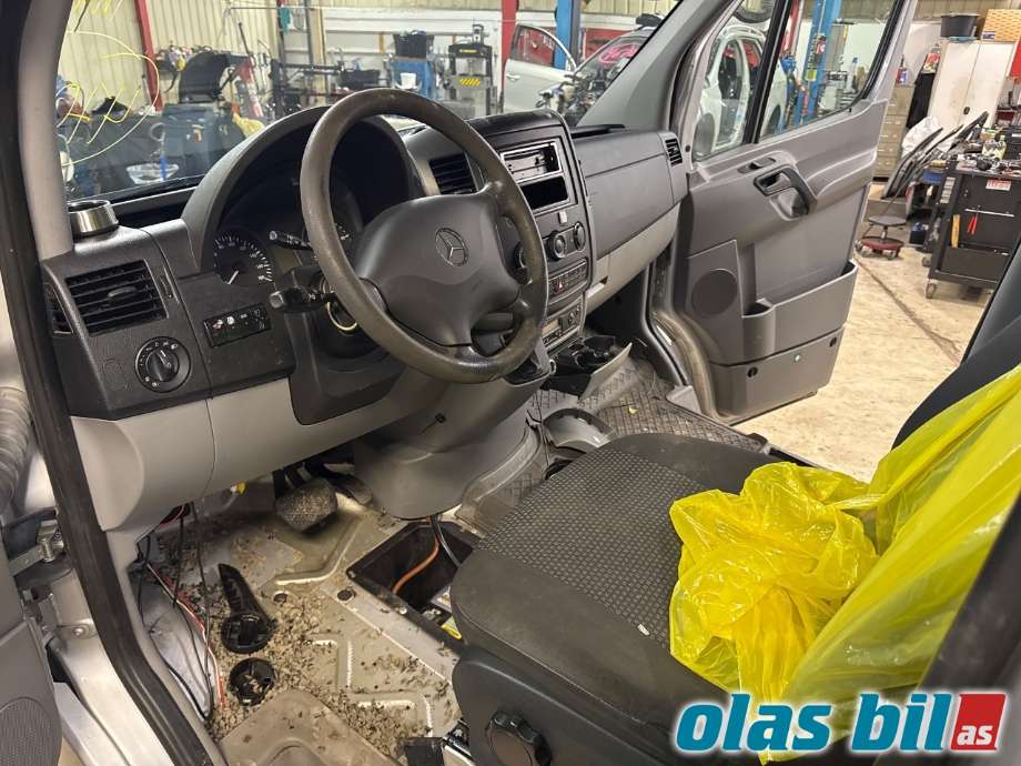 Mercedes Sprinter 2006-2013 (Fase 1) (906) (906), Motorkode: OM642.992, Girkassekode: 