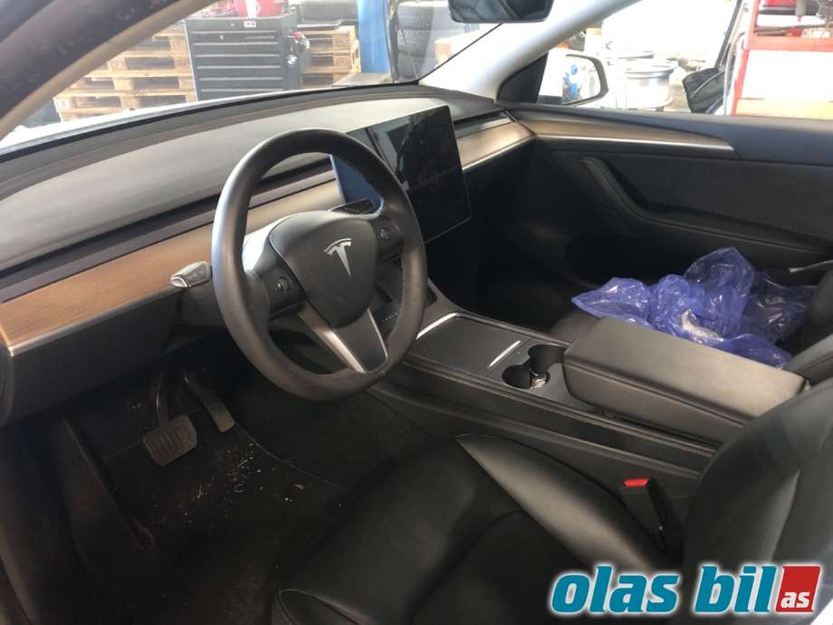 Tesla Model Y 2021-2024 (Type I) , Motorkode: 3DU, Girkassekode: