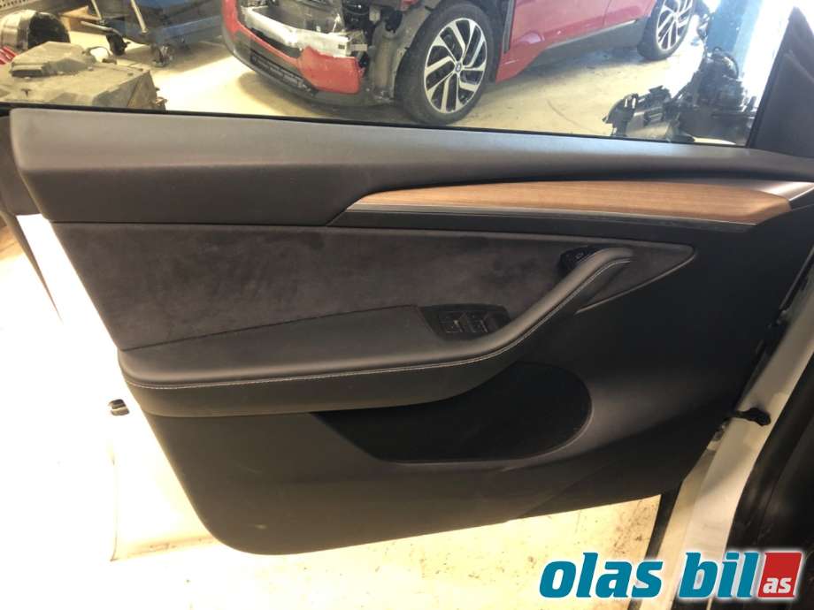 Tesla Model Y 2021-2024 (Type I) , Motorkode: 3DU, Girkassekode: