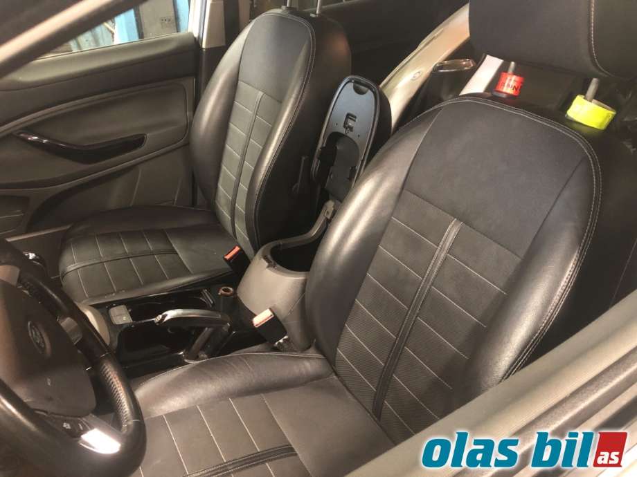 Ford Kuga 2008-2012 (Type I) , Motorkode: UFDA, Girkassekode: 