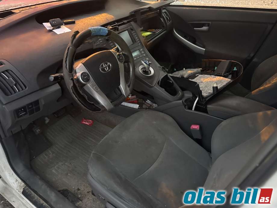 Toyota Prius 2009-2016 (Type III) (COMBI) (COMBI), Motorkode: 2ZR-FXE, Girkassekode: