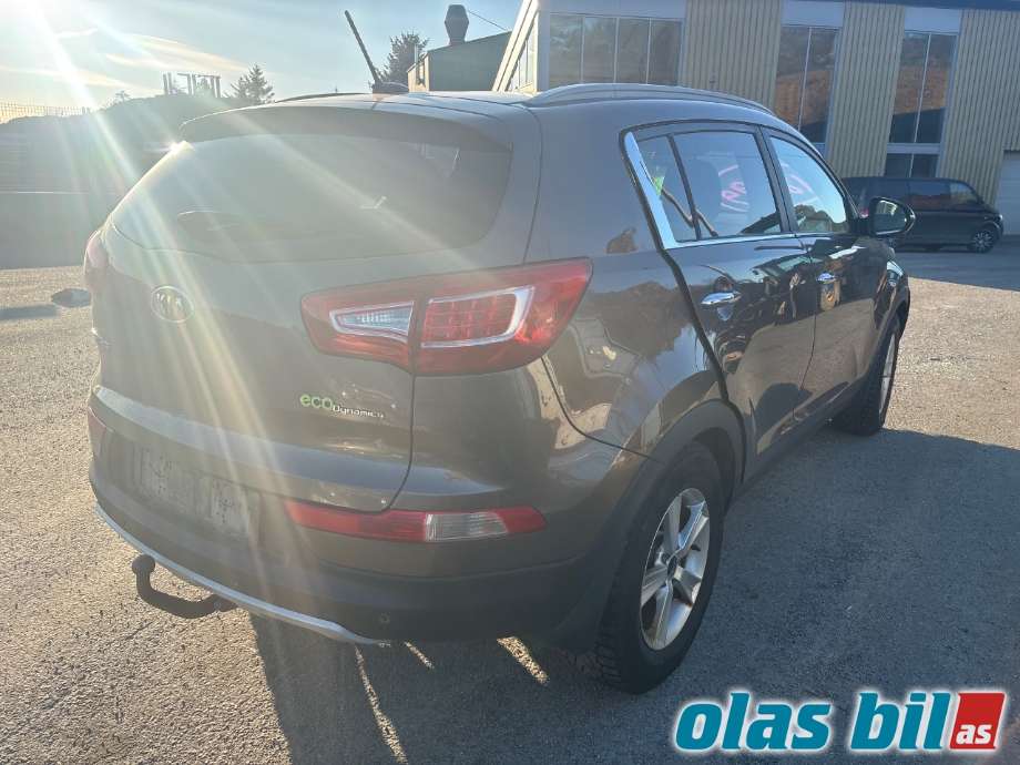Kia Sportage 2010-2016 (Type III) , Motorkode: D4FD, Girkassekode: