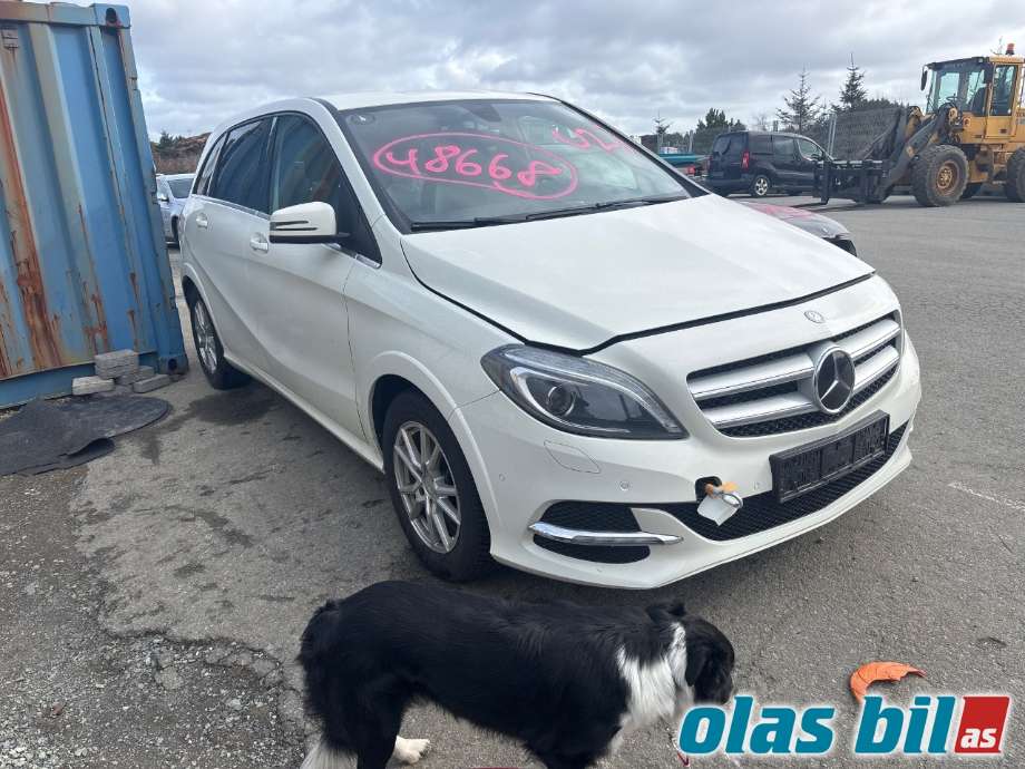 Mercedes B-Klasse 2011-2018 (W246) (W246), Motorkode: EM780.990, Girkassekode: 