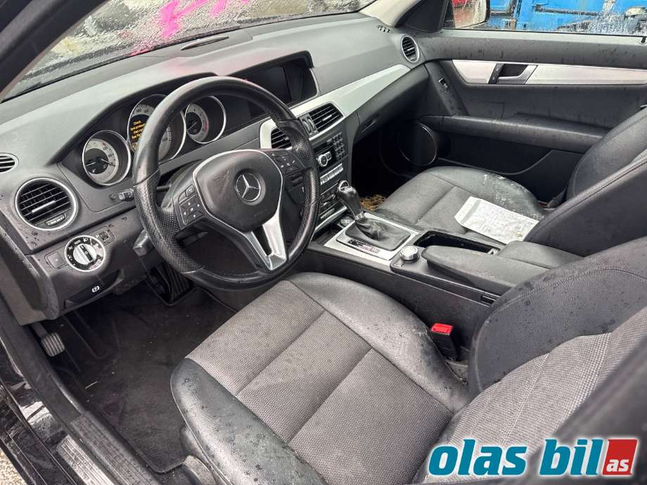Mercedes C-Klasse 2011-2014 (Fase 2) (W204) (W204), Motorkode: M271.820, Girkassekode: 