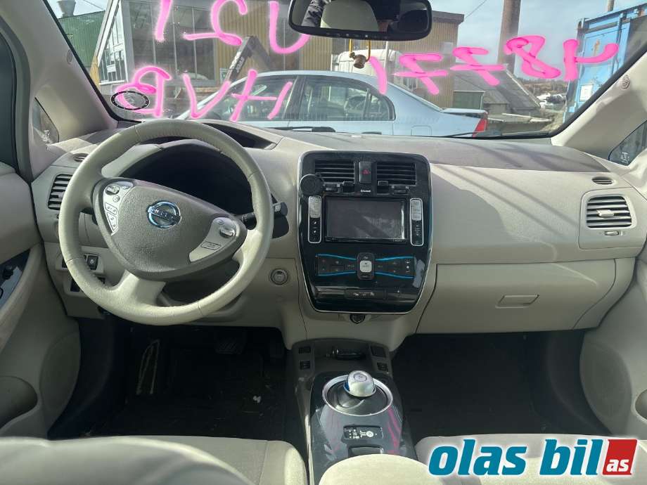 Nissan Leaf 2011-2017 (Type I) , Motorkode: EM61, Girkassekode: