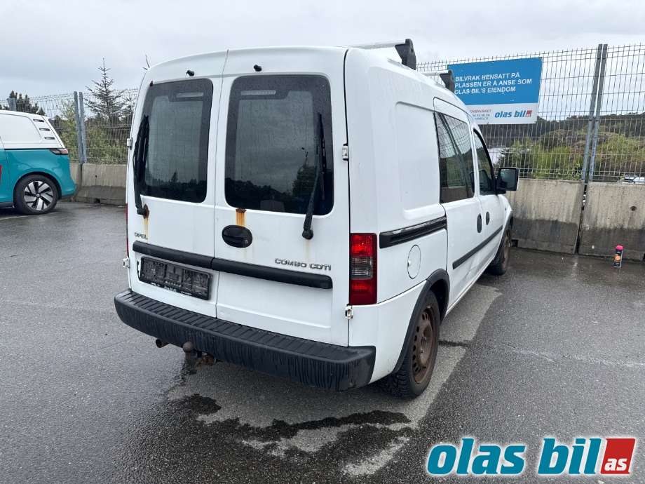 Opel Combo C 2002-2011 delebil , Motorkode: Z13DTJ, Girkassekode: 