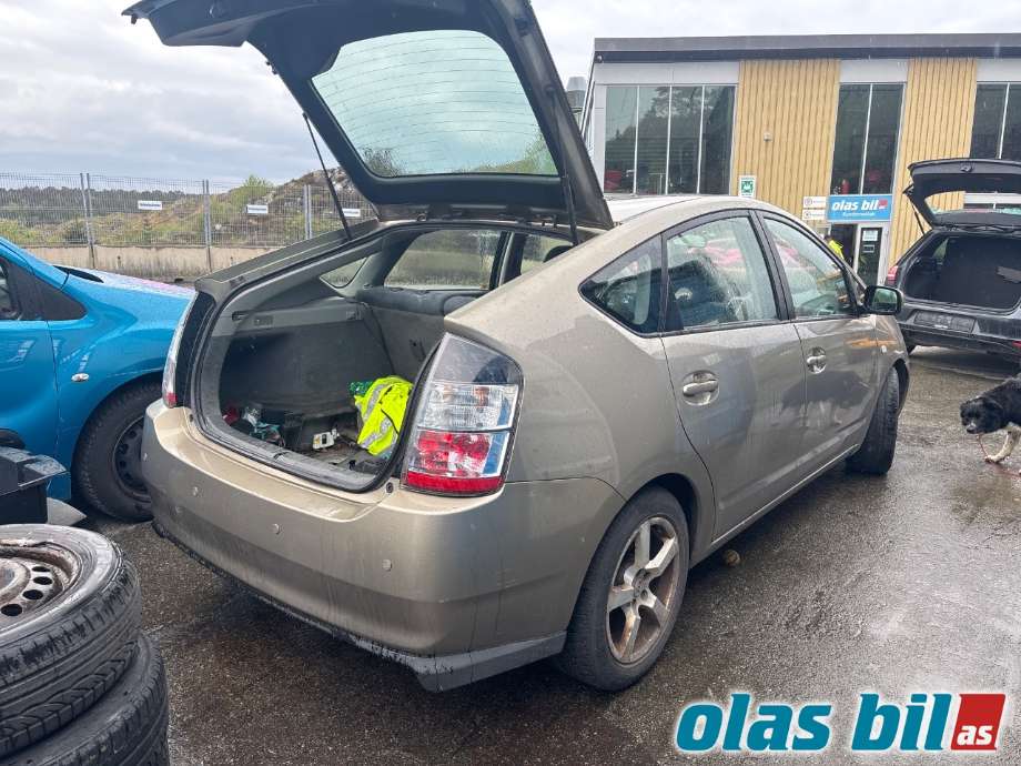 Toyota Prius 2004-2009 (Type II) (COMBI) delebil , Motorkode: 1NZ-FXE, Girkassekode: