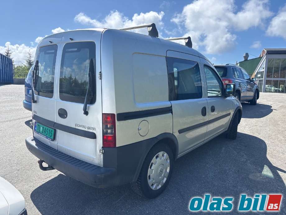 Opel Combo C 2002-2011 delebil , Motorkode: Z13DTJ, Girkassekode: