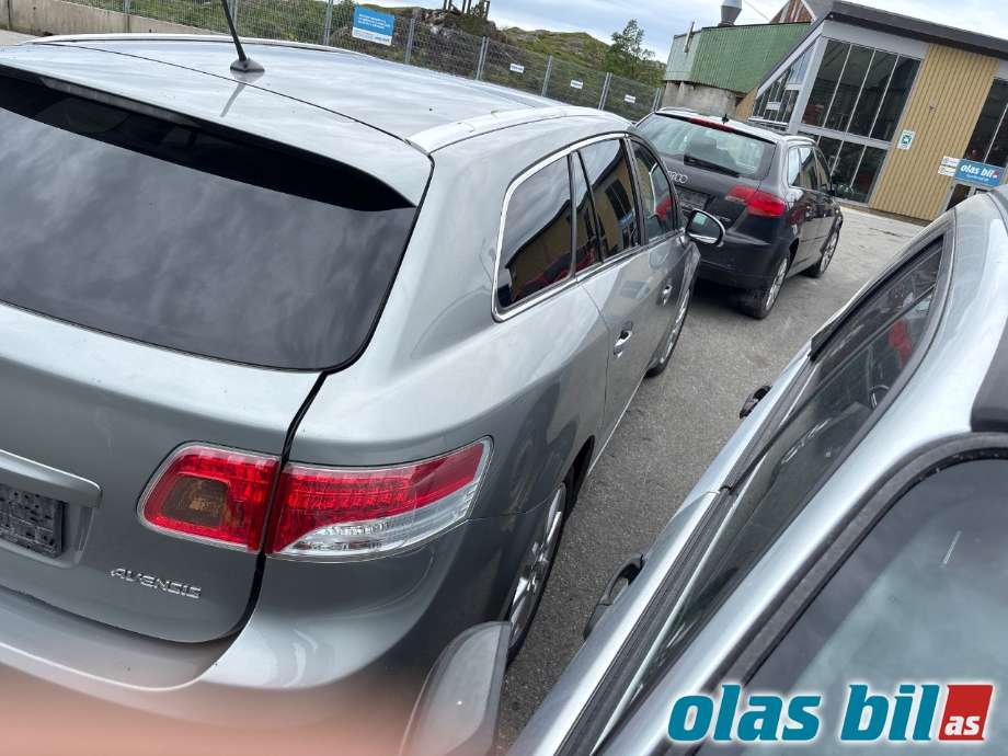 Toyota Avensis 2009-2015 (Type III, Fase 1) , Motorkode: 1AD-FTV, Girkassekode: 