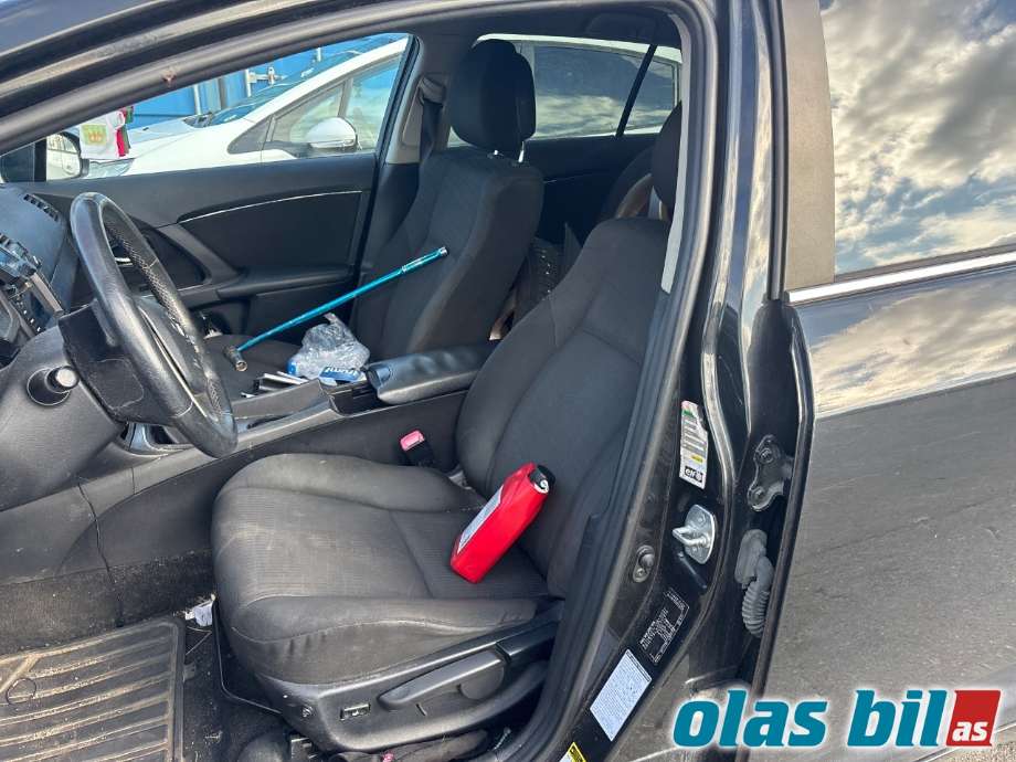 Toyota Avensis 2009-2015 (Type III, Fase 1) , Motorkode: 1AD-FTV, Girkassekode: 