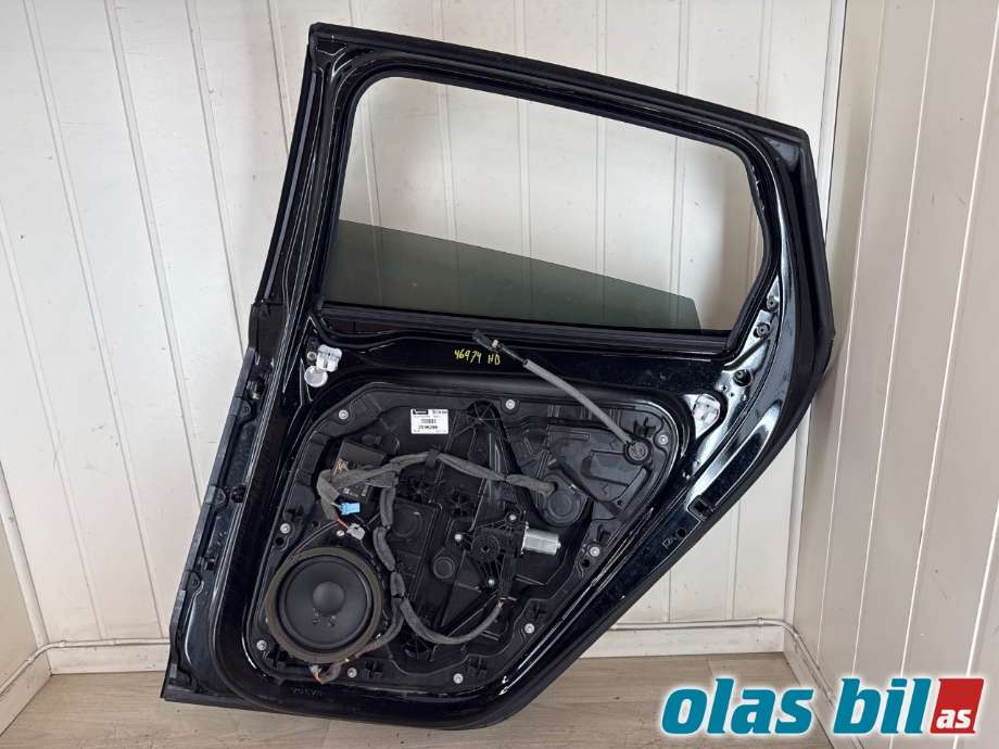 Dør høyre bak til Volvo V40 2012-2019  (VOLVO|32351000|)
