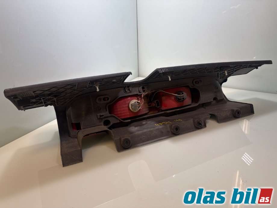 Baklykt høyre til Renault Trafic 2006-2014  (RENAULT|8200415251|)
