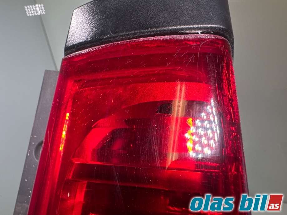 Baklykt høyre til Renault Trafic 2006-2014  (RENAULT|8200415251|)