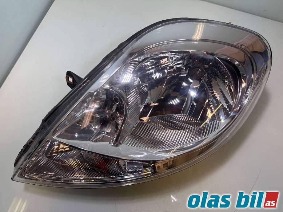 Frontlykt venstre halogen til Renault Trafic 2006-2014 (RENAULT|8200701354||89313979)