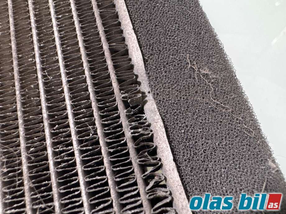 Radiator (manuell gir) til Ford Transit Courier 2018-2023 (Type I, Fase 2)  (FORD|2545469||H1BG-8005-CD)