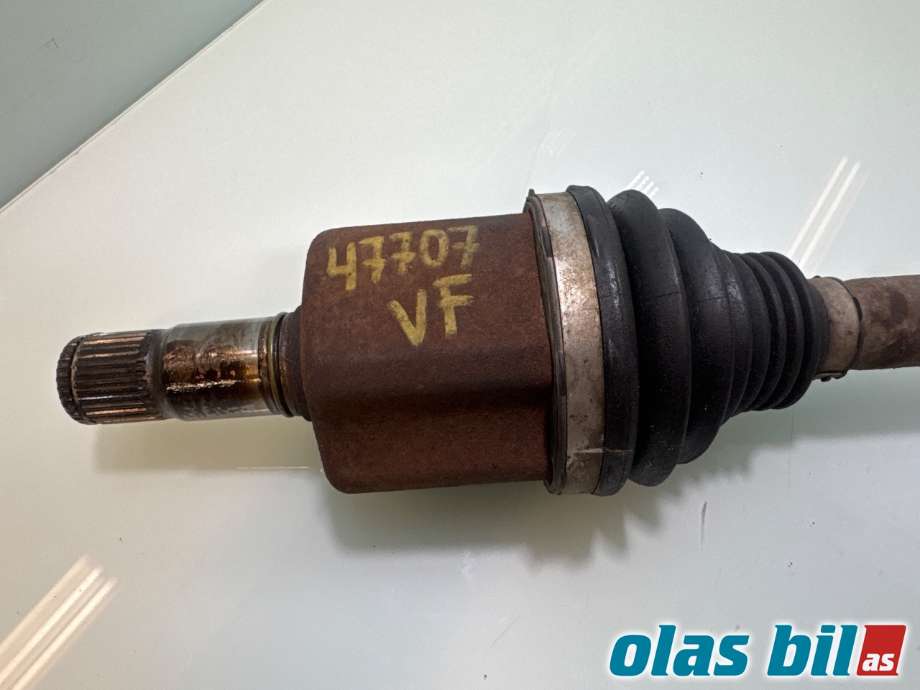 Drivaksel venstre foran til Ford Kuga 2008-2012 (Type I)  (FORD|1684193||AV4N-3B437-AA)