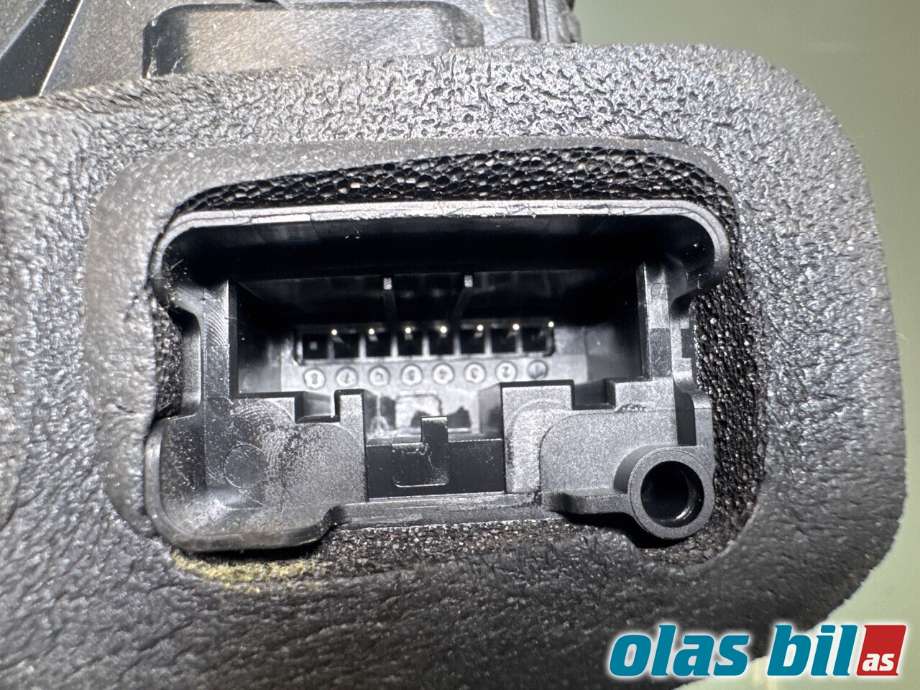 Låsekasse venstre foran til VW Caddy 2015-2020 (Type III, Fase 3) (VOLKSWAGEN|5TB 837 015 E|)