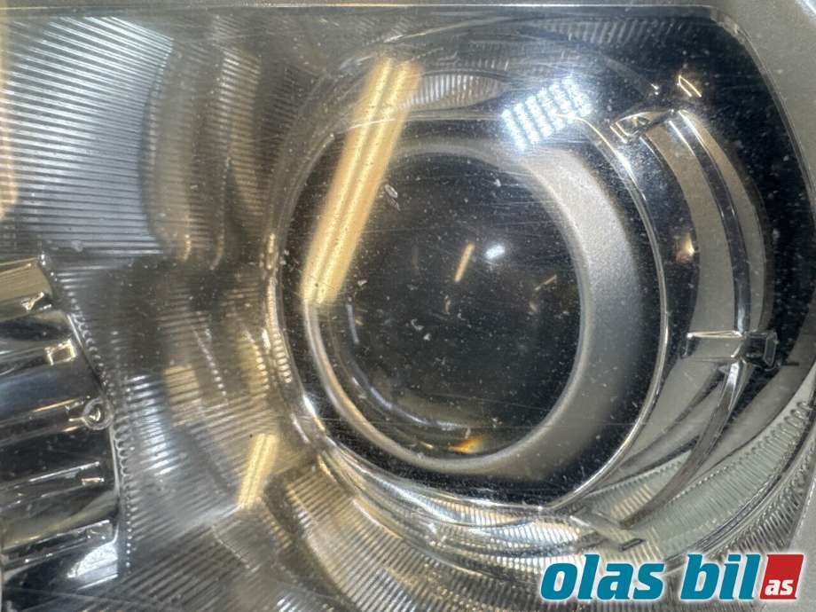 Frontlykt venstre halogen til Land Rover Freelander 2007-2014 (Type II)  (LAND-ROVER|LR001573|LR037018|)