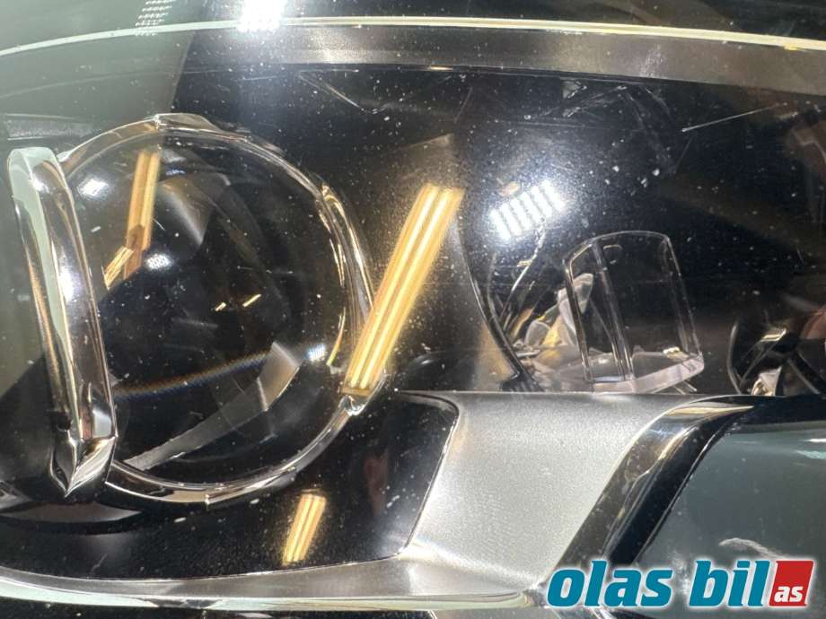 Frontlykt høyre halogen til Peugeot 308 2013-2021 (Type II) (PEUGEOT|96 778 323 80||96 778 323 80-00)