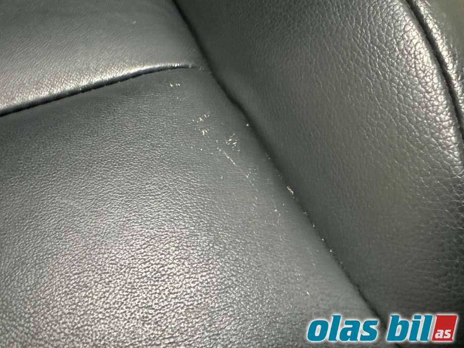 Sete foran høyre til Toyota RAV4 2016-2019 (Type IV, Fase 2)  (TOYOTA|7161042050|710714269224|)